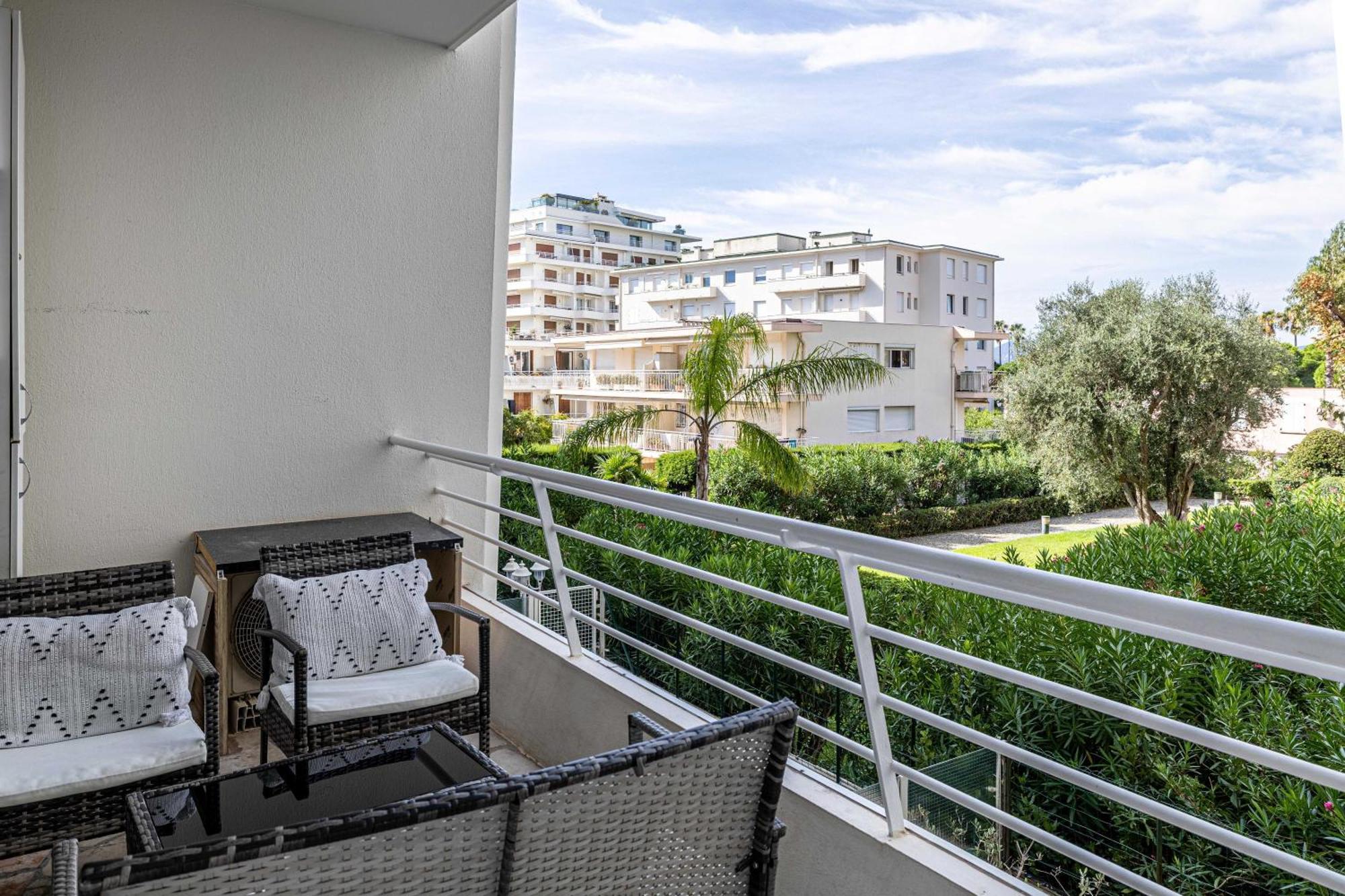 Apartment Welcoming With Parking - Croisette Cannes